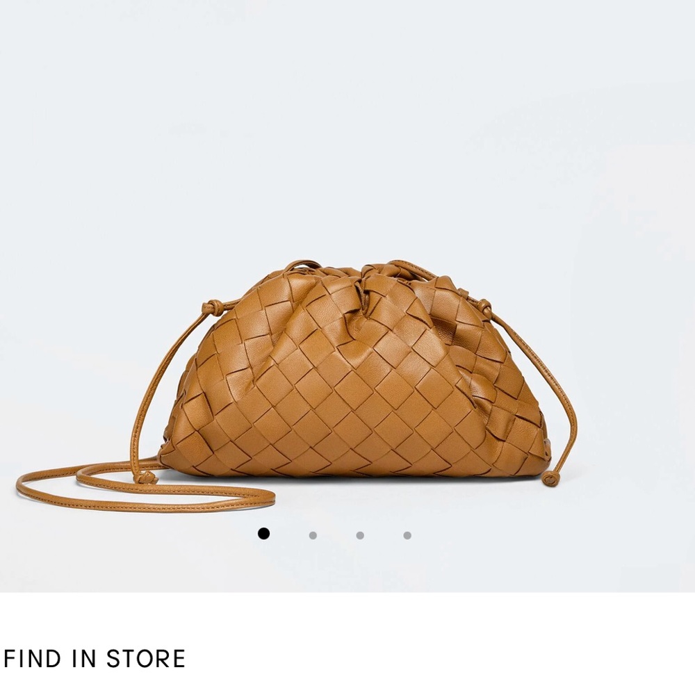 Bottega Veneta Mini Pouch in Caramel